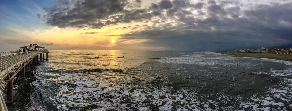 Готель Alba Sul Mare Лідо-ді-Камайоре Екстер'єр фото